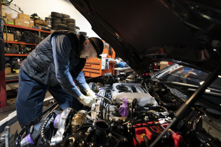 US employers add a solid 199,000 jobs and unemployment falls,  signaling a still-sturdy labor market
